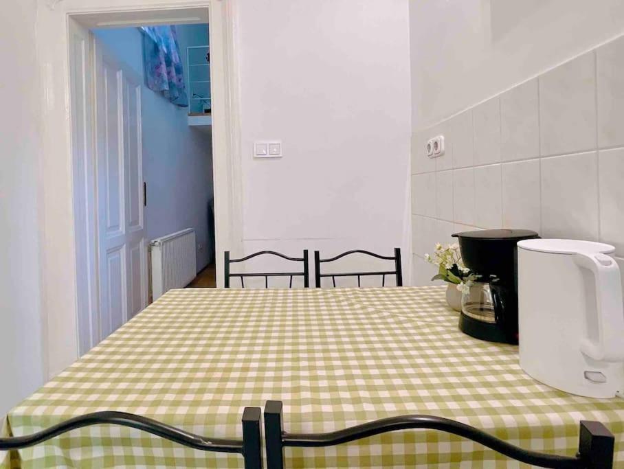 C Downtown Cozy Family Loft Budapeste